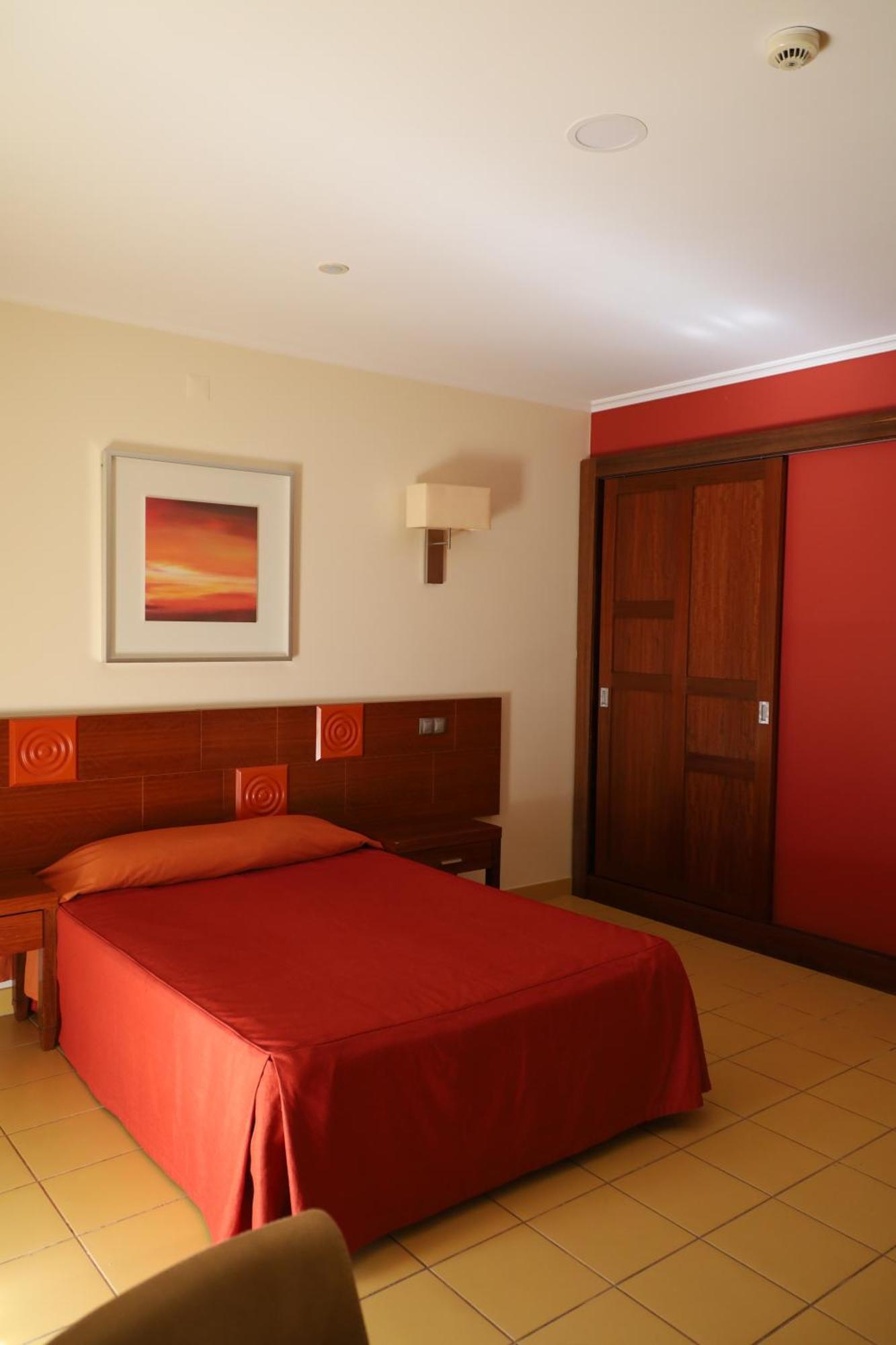Hotel Praia Sol Quarteira Exterior foto